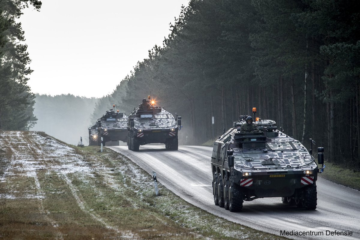 Schrijver (m/v) van uitstekend afstudeerwerk mbt defensie- en veiligheidstechnologie, maakt kans op de Kooy Prijs van 2.000 euro. Meld aan kivi.nl/communities/va… <a href="/dehaagse/">De Haagse Hogeschool / THUAS (INACTIEF/INACTIVE)</a> <a href="/Engineering_HG/">Instituut voor Engineering Hanzehogeschool</a> <a href="/AvansHogeschool/">Avans Hogeschool</a> <a href="/HsInholland/">Hogeschool Inholland</a> <a href="/InhRotterdam/">Inholland Rotterdam</a> <a href="/Saxion/">Hogeschool Saxion (inactief)</a> <a href="/HSLeidenNL/">Hogeschool Leiden</a> Beeld:Mediacentrum Defensie