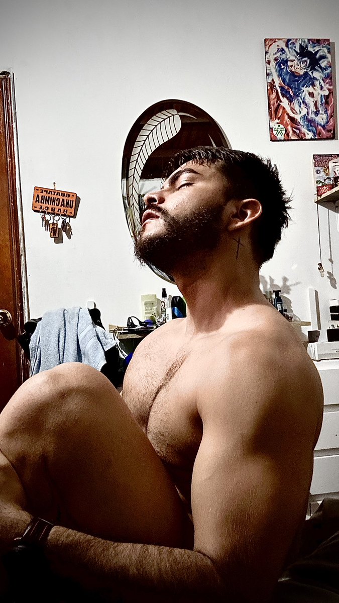 Arkaiko25's tweet photo. #sexy #LGBTQ #boy #viral #parati https://t.co/DqDdvLkFPU