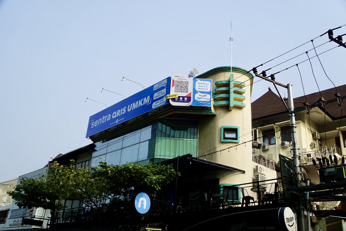 Desember penuh peluang! 🌟 

Saatnya UMKM makin percaya diri maju bersama QRIS Soundbox Netzme.

Transaksi jadi lebih aman, cepat &amp; praktis—karena sukses dimulai dari keberanian utk terus berkembang. 💡 

#QRISSoundbox #DukungUMKM #SemangatDesember