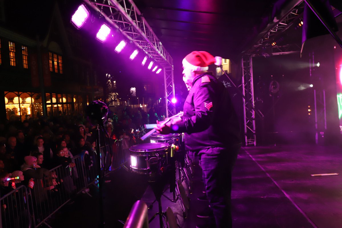 paul wells tweet media