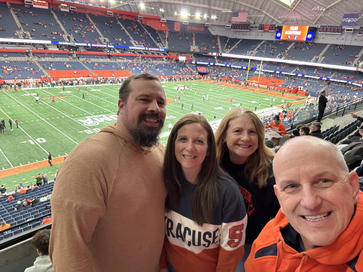 joelauko's tweet photo. #CuseGameDay #BeatMiami https://t.co/DEbgSg4lS3
