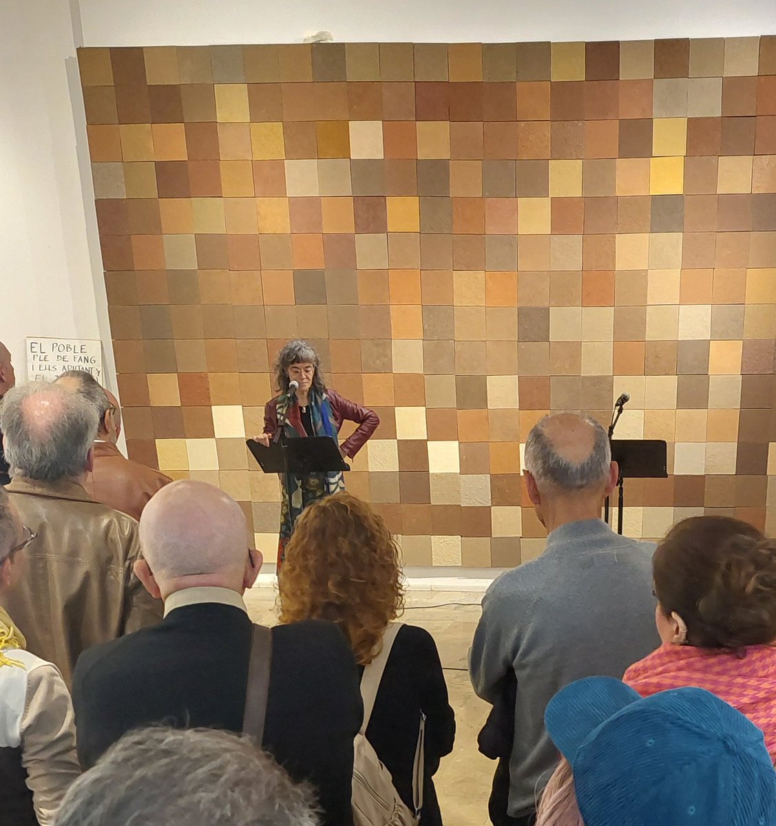 10 anys d'Edicions del Buc a Ca Revolta. Maria Josep Escrivà: "Més que una editorial és un miracle". <a href="/MjEscriva/">Maria Josep Escrivà</a>