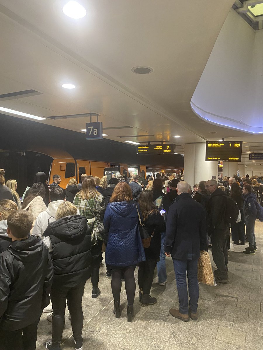 Simon Kirby ⭐️⭐️ tweet media