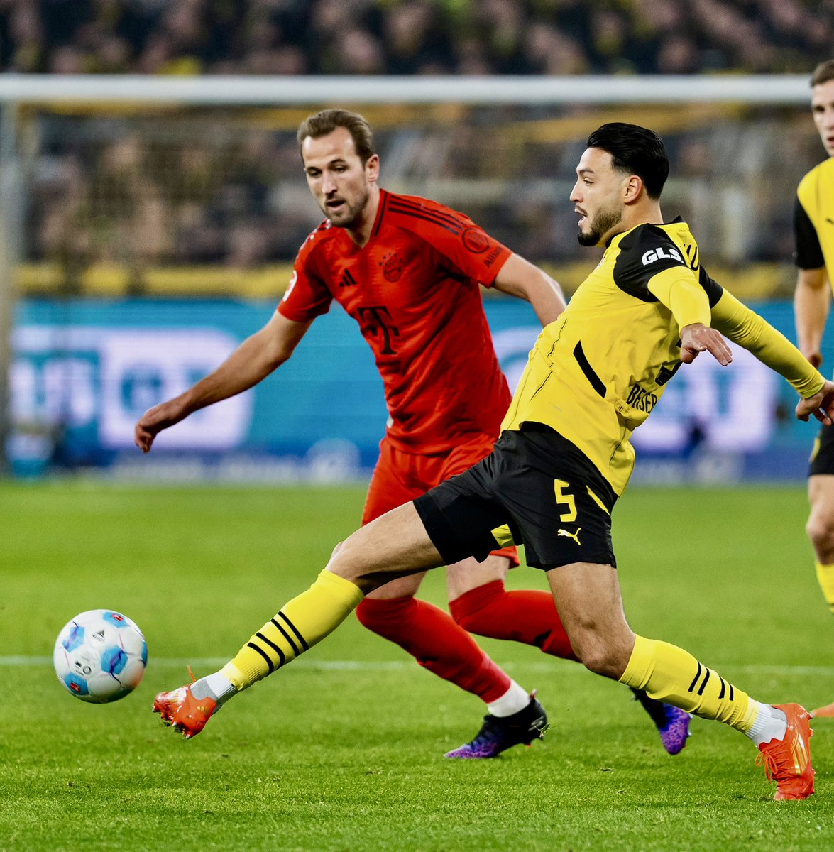 Hard fought point to close out a successful week. Thanks for the incredible support!🖤💛