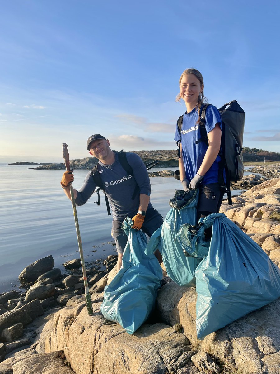_CleanSea's tweet image. Bags full of plastic and a clean coastline! Just the way it should be. 🙌
Now we know that the local marine life has a healthier place to live. 🌊😃

#beachcleanup  #plastickills #plasticproblem
