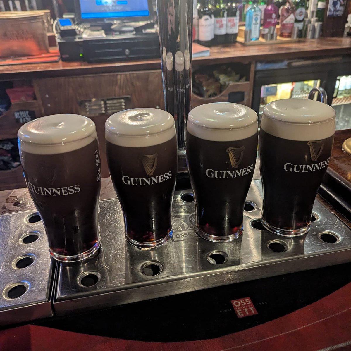 The Cross Keys, Knaresborough, North Yorkshire📍🏴󠁧󠁢󠁥󠁮󠁧󠁿