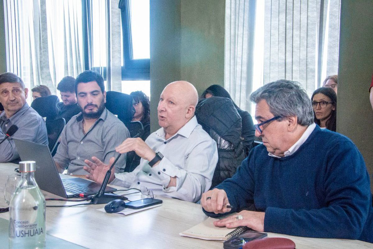 "PRESUPUESTO MUNICIPAL 2025: LA UISE PRESENTÓ SU PROYECCIÓN ECONÓMICA A LOS CONCEJALES". lamuy.com.ar/post/presupues…