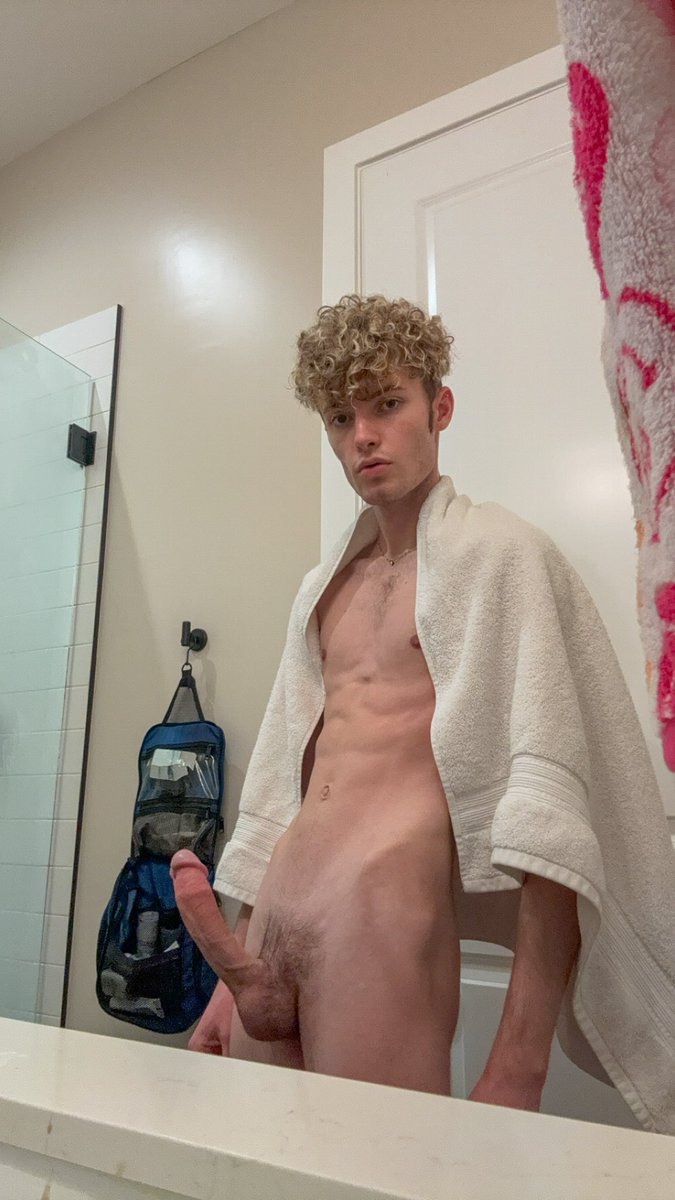 all superheroes wear capes 😈