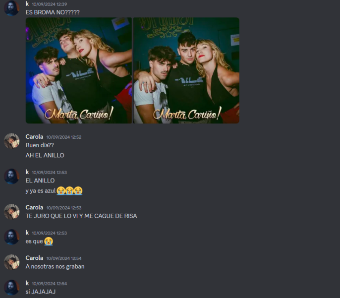 fun fact, la escena y la descripcion del anillo la habiamos hecho ANTES de que se suban esas fotos, y cuando las subieron y kora vio que el anillo era IGUAL pero con la piedra de otro color casi morimos
(y después juanjo uso un anillo que SI era igual a la descripción)