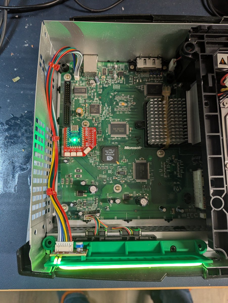 Introducing the Xtray for the Original Xbox 😎  

Replace the DVD drive in your modded console with an adjustable illuminated bracket. Power the Xtray from the unused DVD power connector in your motherboard.   

No soldering required!  

Check below for more!