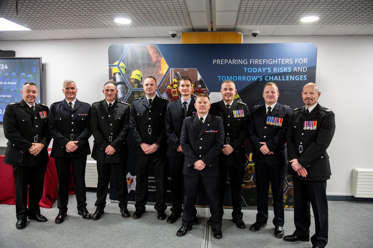 Matt Jones (@mattgjones79) on Twitter photo An absolute privilege to stand shoulder-to-shoulder with these incredible professionals <a href="/SWFireandRescue/">South Wales Fire and Rescue Service</a> This group went above and beyond their day-to-day roles to train the latest cohort in the On-Call to WholeTime Firefighters. #OpExcellence An absolute privilege to stand shoulder-to-shoulder with these incredible professionals <a href="/SWFireandRescue/">South Wales Fire and Rescue Service</a> This group went above and beyond their day-to-day roles to train the latest cohort in the On-Call to WholeTime Firefighters. #OpExcellence