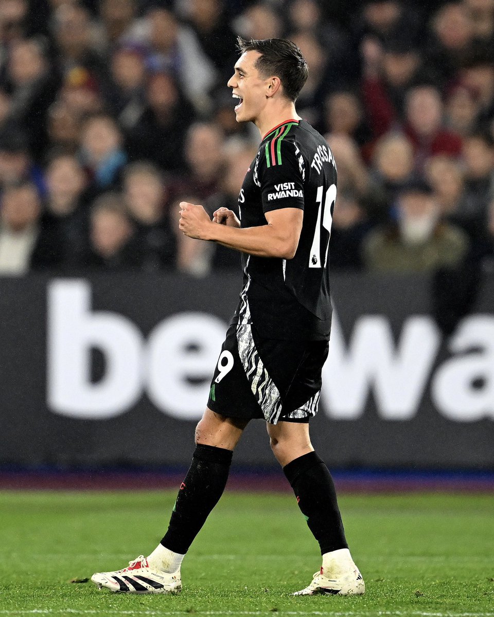 LTrossard's tweet image. Incredible team effort today! 🤩