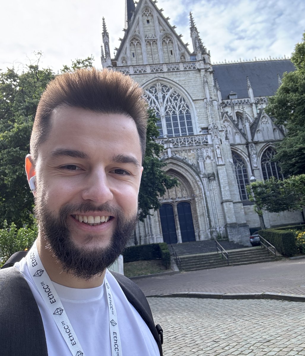 PaulRBerg's tweet image. A quick intro for my new followers:
• 26 yo
• Software engineer and co-founder @Sablier, a crypto payments startup
• Born and raised in Romania
• Lived in the UK for 3 yrs
• Staunch advocate for the Enlightenment, which I believe is humanity's greatest treasure