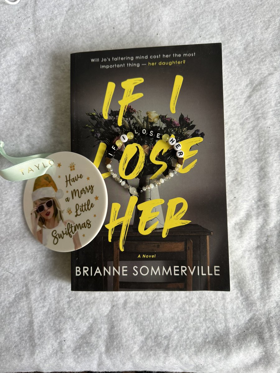 The recent T Swift concerts have me feeling like I’m in my author era ☺️
PS - books make great books 

#giftideas #debutauthor #torontoauthor #thrillerbooks