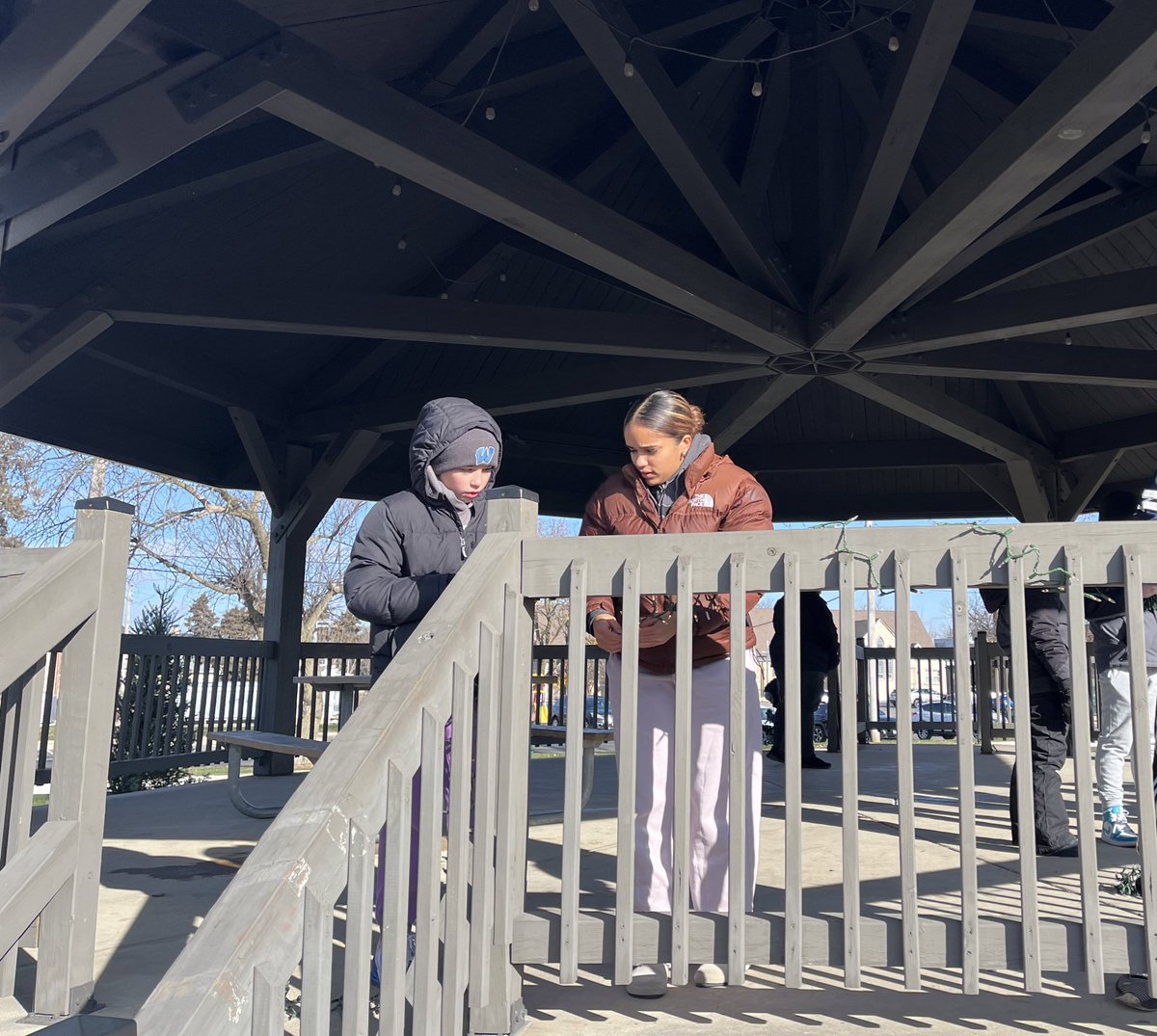 Current and future <a href="/gsbwbrook/">Willowbrook Softball</a> players putting up lights on the gazebo &amp; Prairie Path for <a href="/villapark_il/">Village of Villa Park</a>!
