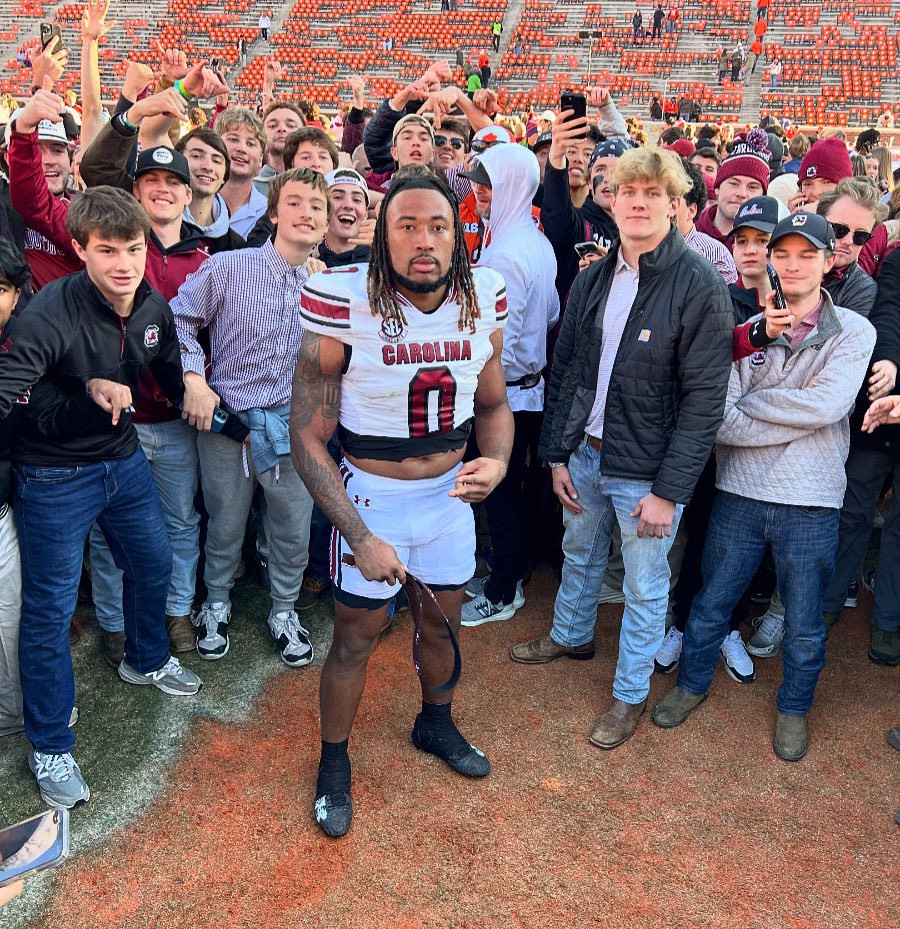 WALK IN YO TRAP TAKE OVER YO TRAP‼️       Belt 2 ASS Edition    #IPLAYFORHIM