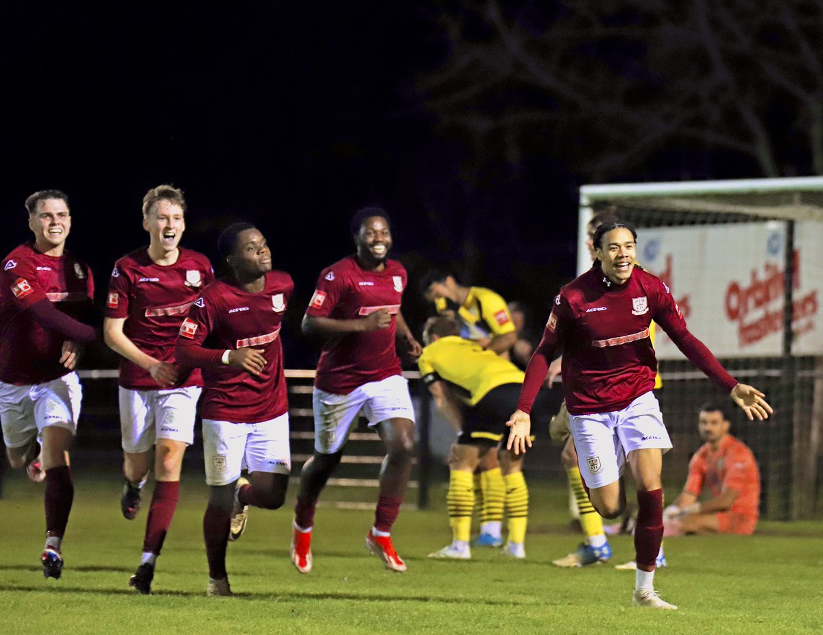 Mission 3 points complete <a href="/pbtfc/">Potters Bar Town FC</a> 

Subbed on 90+2 with 10 men and bagged the game winner 1 minuet later! Love.