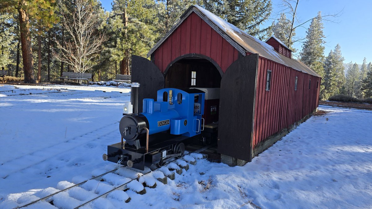 BocoProductions's tweet image. #6 rides the high iron at Train Mountain once again. Pretty we aren&apos;t in Wales anymore.