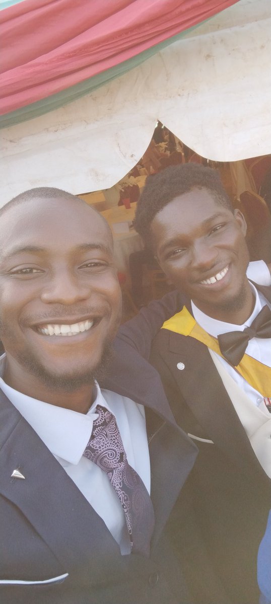 Earnstein tweet media