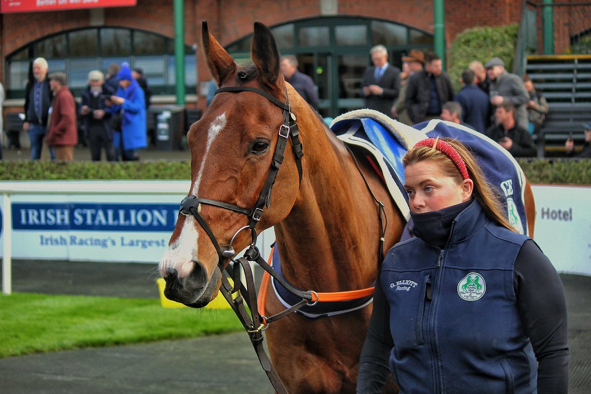 American Mike <a href="/Sineadob89/">Sinead</a>