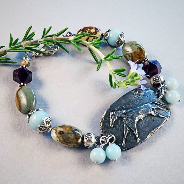 Don’t miss our Black Friday/Cyber Monday SALE going on now. Come take a look.👀 

SacredEarthJewelry.com
#20%off. #Wildhorsejasperbracelet #horsebracelet
#BlackFridaySale