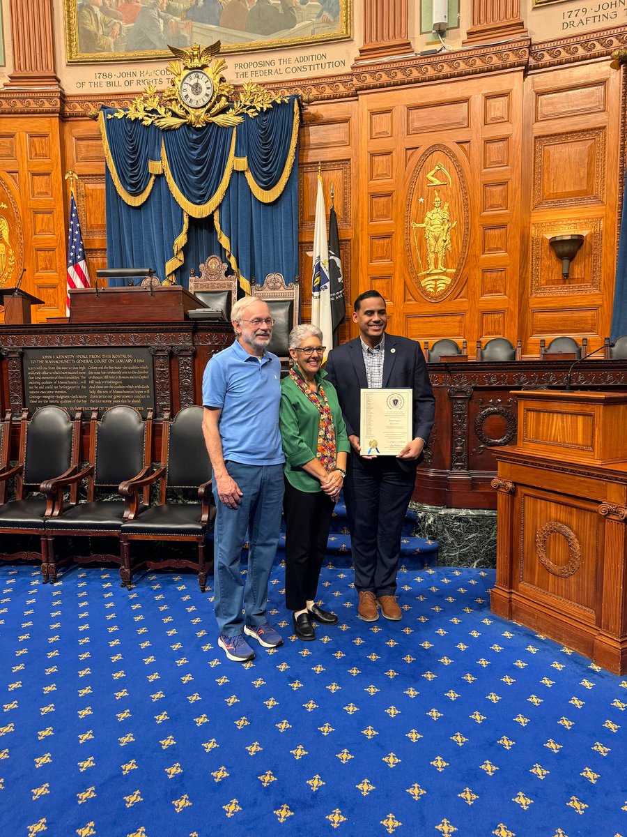 Manny Cruz tweet media