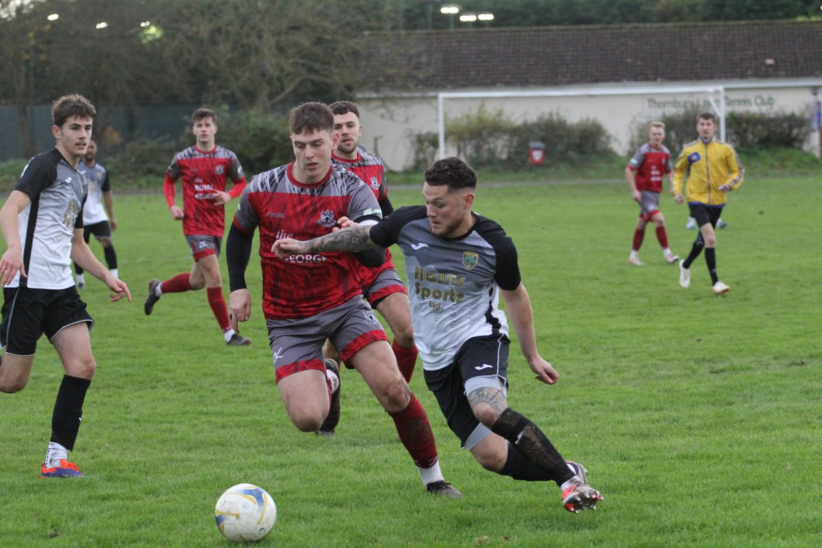 League Cup action - Thornbury Town Res Vs Iron Acton - bpcfl.co.uk/thornbury-town… @TTFCreserves <a href="/acton_iron/">Iron Acton FC</a>