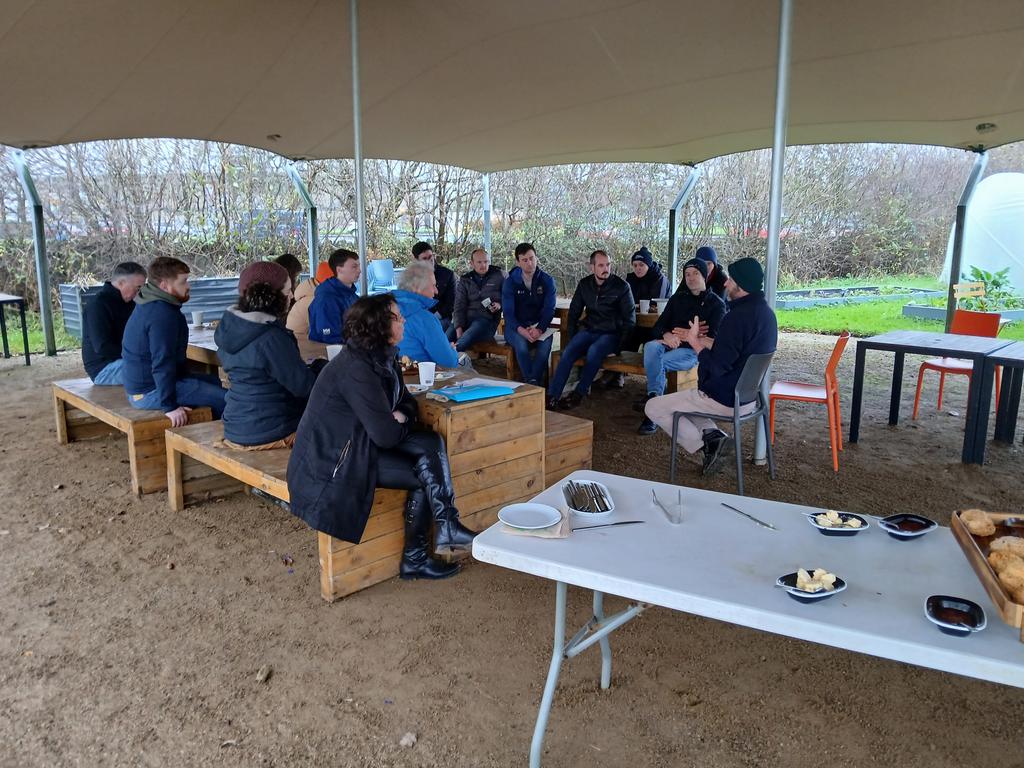 Geraghty_Notill's tweet image. Super day - MSc postgrads in Sust. Agri-food Systems & Organic Agriculture @giyireland Huge thanks Michael & Richard briefing us on the wonderful journey taken growing healthy nutritious food👏 @agriculture_ie @NatOrgSkill @OrgGrowersIre @Bordbia @SETUAgriculture @DeptOfSciSETU