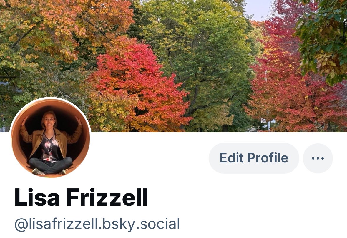 Lisa Frizzell tweet media