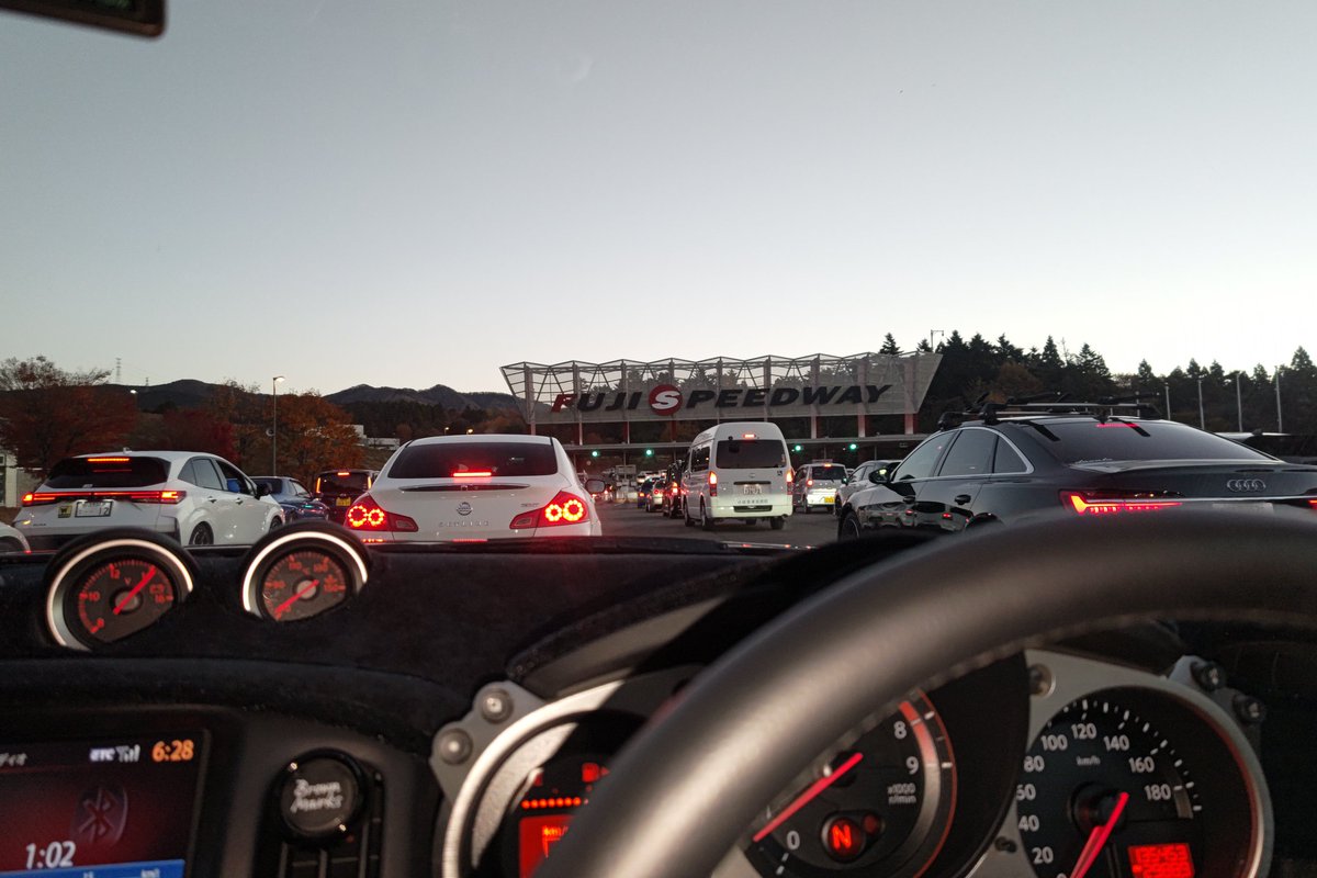 oshagara2's tweet image. 朝早いのにもうめっちゃ並んでる🫠
#NISMOFestival