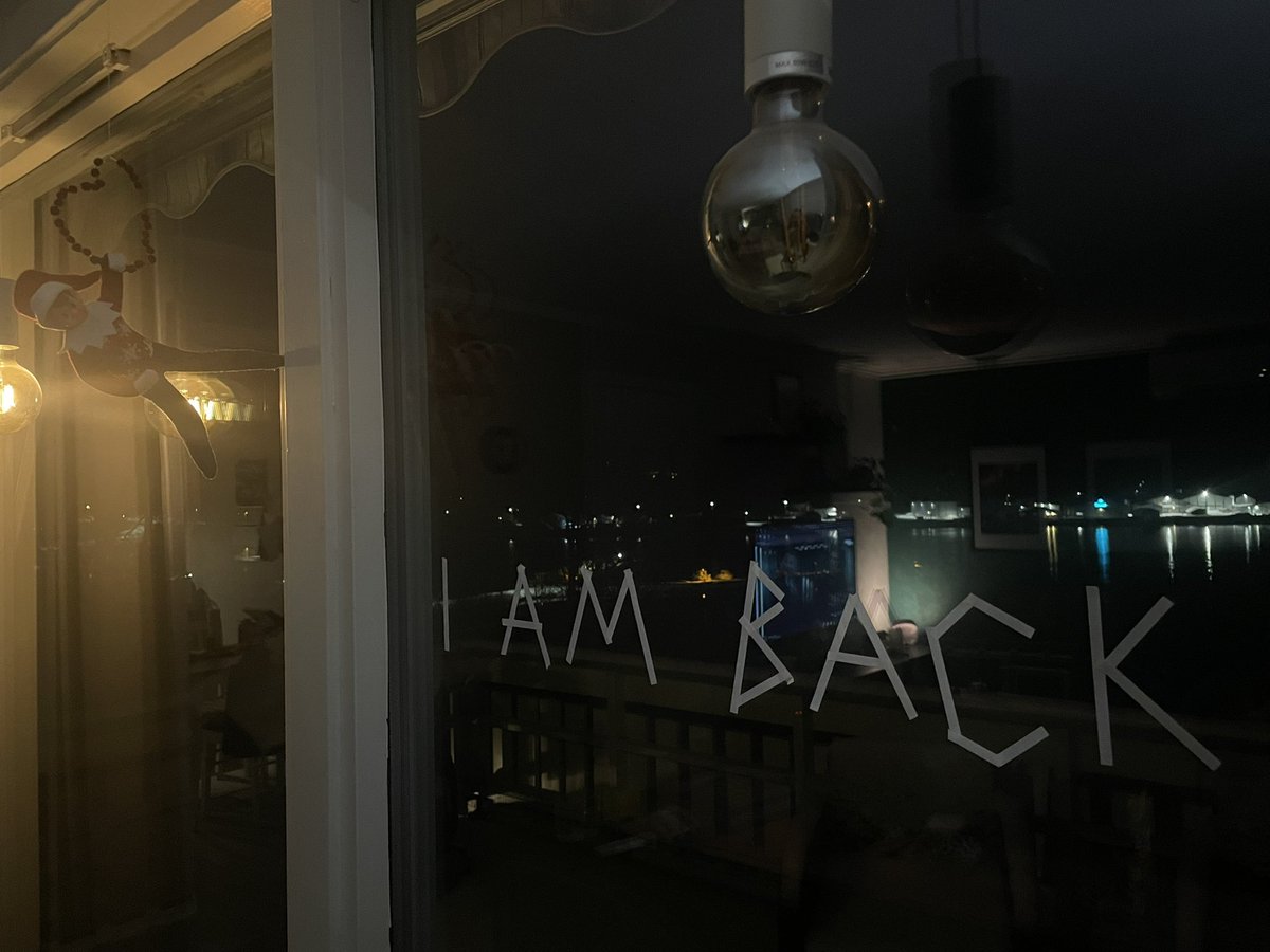 OliveAgent's tweet image. Този пак е тук… 😒🤨 Да видим какви ще ги забърка до Коледа.