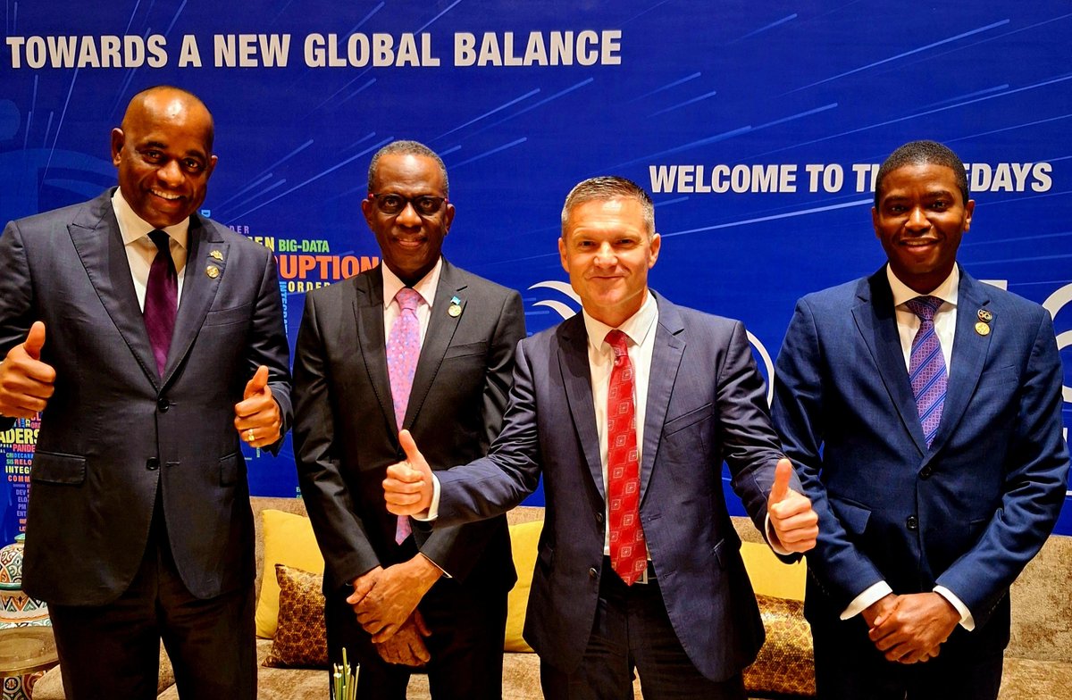 Honoured to be in the company of the Carribean Dream Team, prime ministers of Dominica, Saint Lucia and Grenada, small islands yearning for the climate resilience and demanding for the climate justice
#medays2024 <a href="/SkerritR/">Roosevelt Skerrit</a> <a href="/PhilipJPierreLC/">Philip J. Pierre</a> <a href="/mitchell_dickon/">dickon mitchell</a>