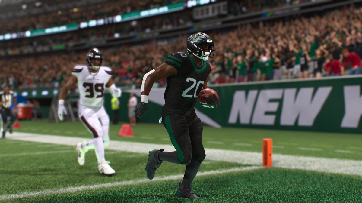 Gamesoldier68's tweet photo. Madden NFL Football 25 Falcons at Jets! https://t.co/ViiOfit011