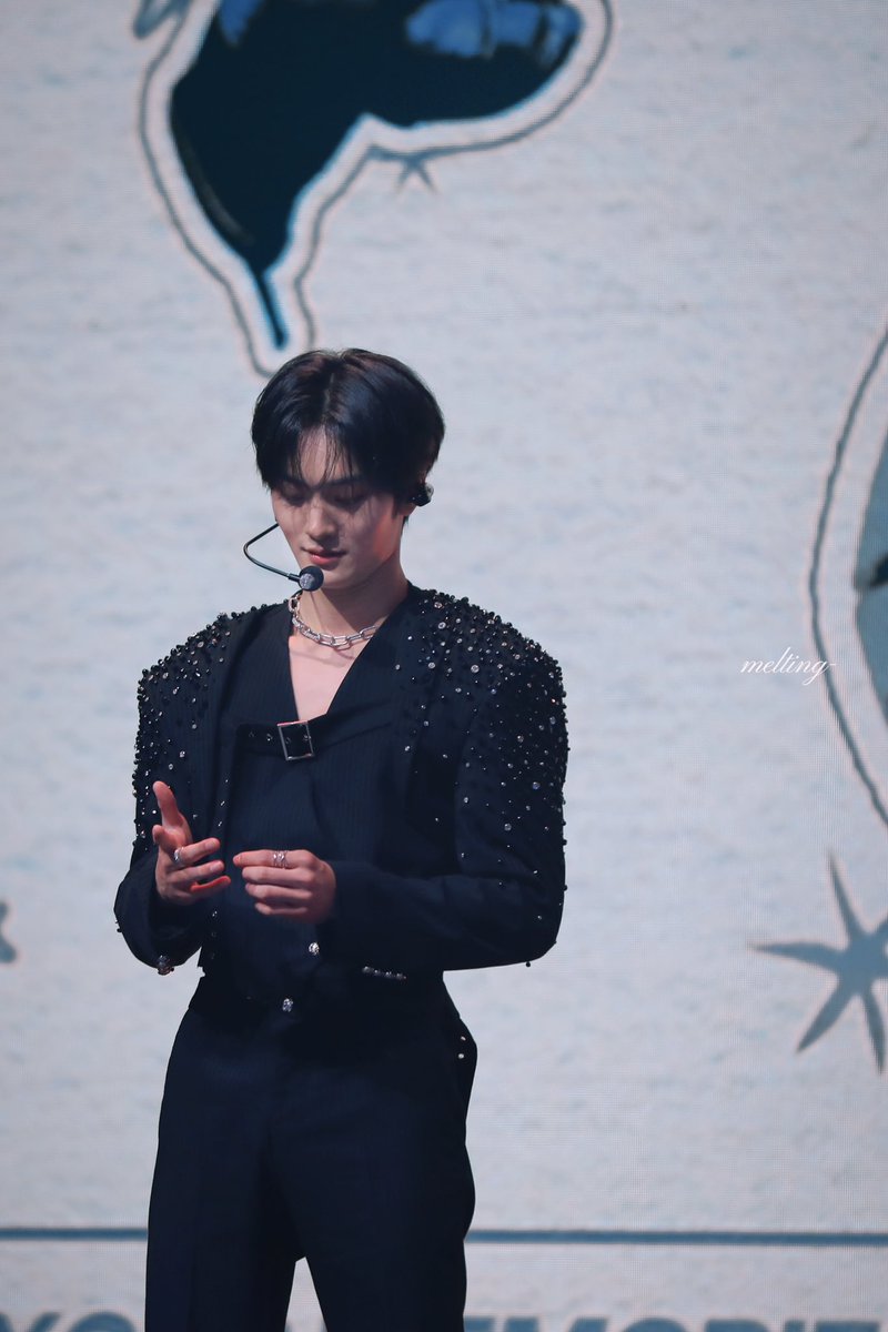 241130 
#태영 #크래비티 #TAEYOUNG  #CRAVITY