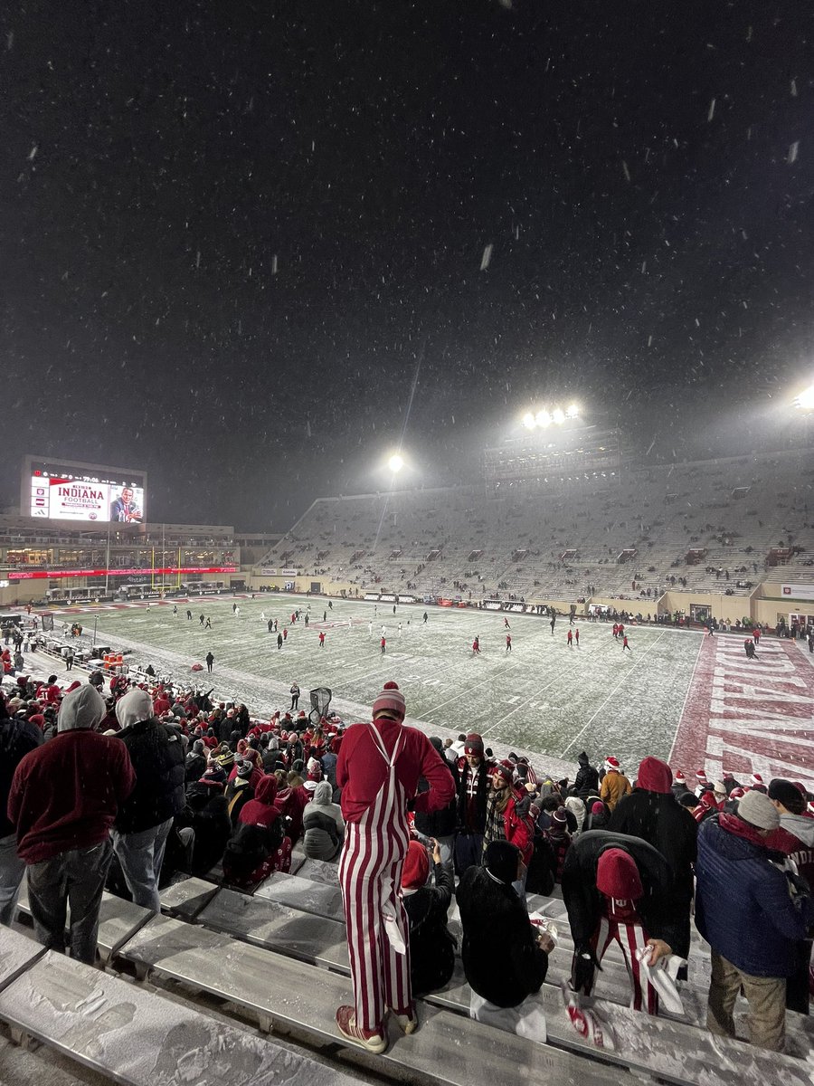 Barstool IU (@iubarstool) on Twitter photo It’s beautiful It’s beautiful