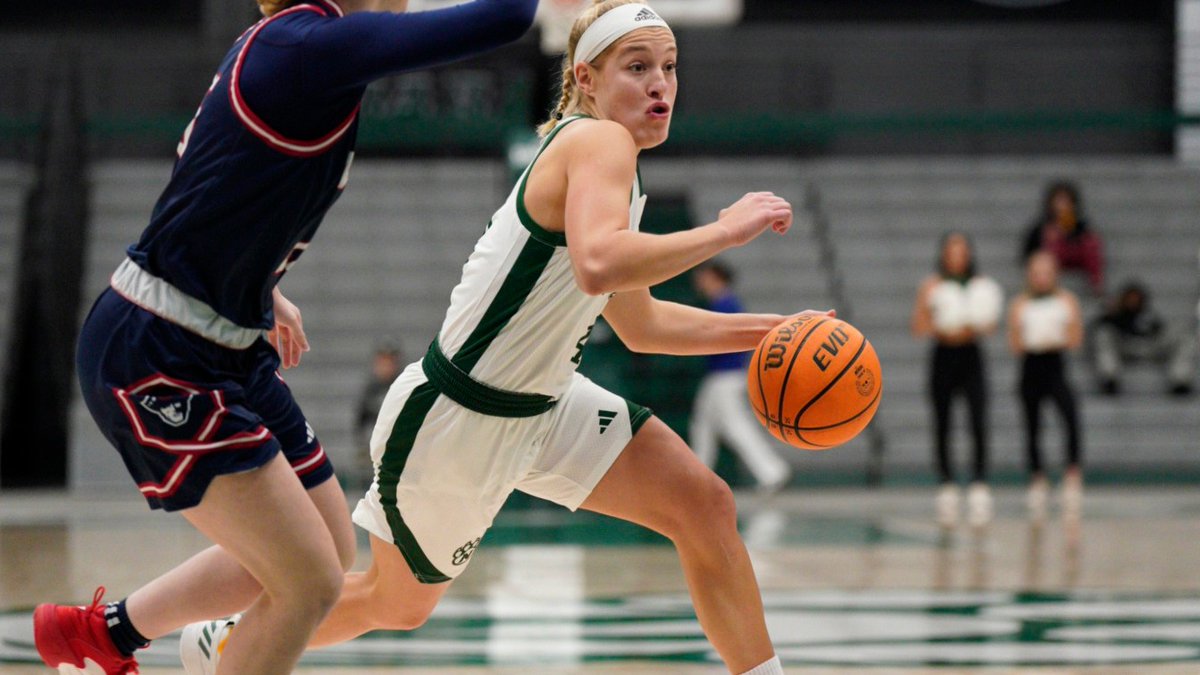 WBB RECAP ||| NO. 15 NORTHWEST 75, MISSION 59

The No. 15-ranked Northwest Missouri State women's basketball team (7-1) sparked a 32-7 scoring run to earn a decisive 75-59 home-opening victory over the Mission Lady Patriots inside Bearcat Arena Saturday. 

Three Bearcats recorded
