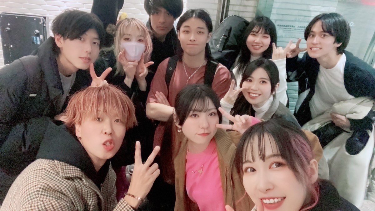 変わりたいと思った瞬間（とき）から
変わっている。
この言葉めっちゃ好き、

#ホワイトロッカー