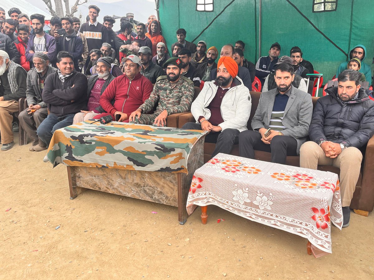 Superbi67139951's tweet photo. *Indian Army's #MarmatMela: A Resounding Success*
The three day #MarmatMela held under project #Sadbhavana concluded at #Marmat in district #Doda with great fanfare.
#IndianArmyPeoplesArmy
#YouthEngagement
#NashaMuktJK
@ProDefenceJammu
@NorthernComd_IA
@adgpi https://t.co/HhyboZuCgv