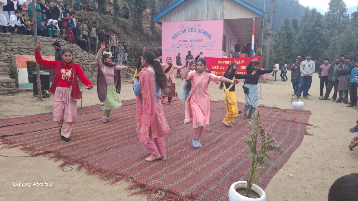 Superbi67139951's tweet photo. *Indian Army's #MarmatMela: A Resounding Success*
The three day #MarmatMela held under project #Sadbhavana concluded at #Marmat in district #Doda with great fanfare.
#IndianArmyPeoplesArmy
#YouthEngagement
#NashaMuktJK
@ProDefenceJammu
@NorthernComd_IA
@adgpi https://t.co/HhyboZuCgv