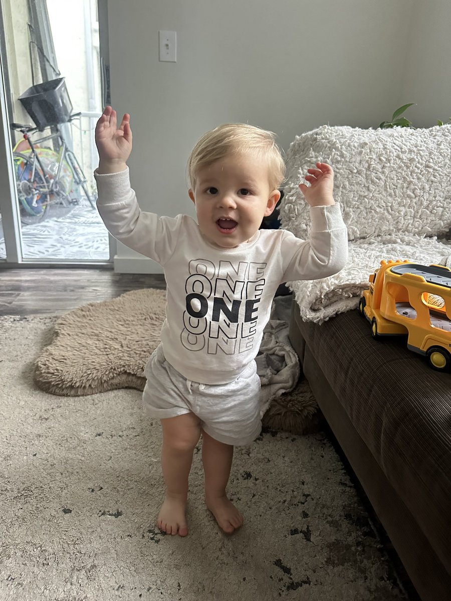 Sean Buckley tweet media