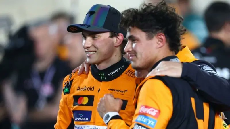 MRKingAndSons's tweet photo. Norris hands Qatar sprint win to Piastri for McLaren one-two 🏎 #f1 #formula1 #formulaone #qatar @mrkingandsons #saxmundham #woodbridge #suffolk #norfolk #usedcars #car 🏎😀. https://t.co/l61KR5AHbd