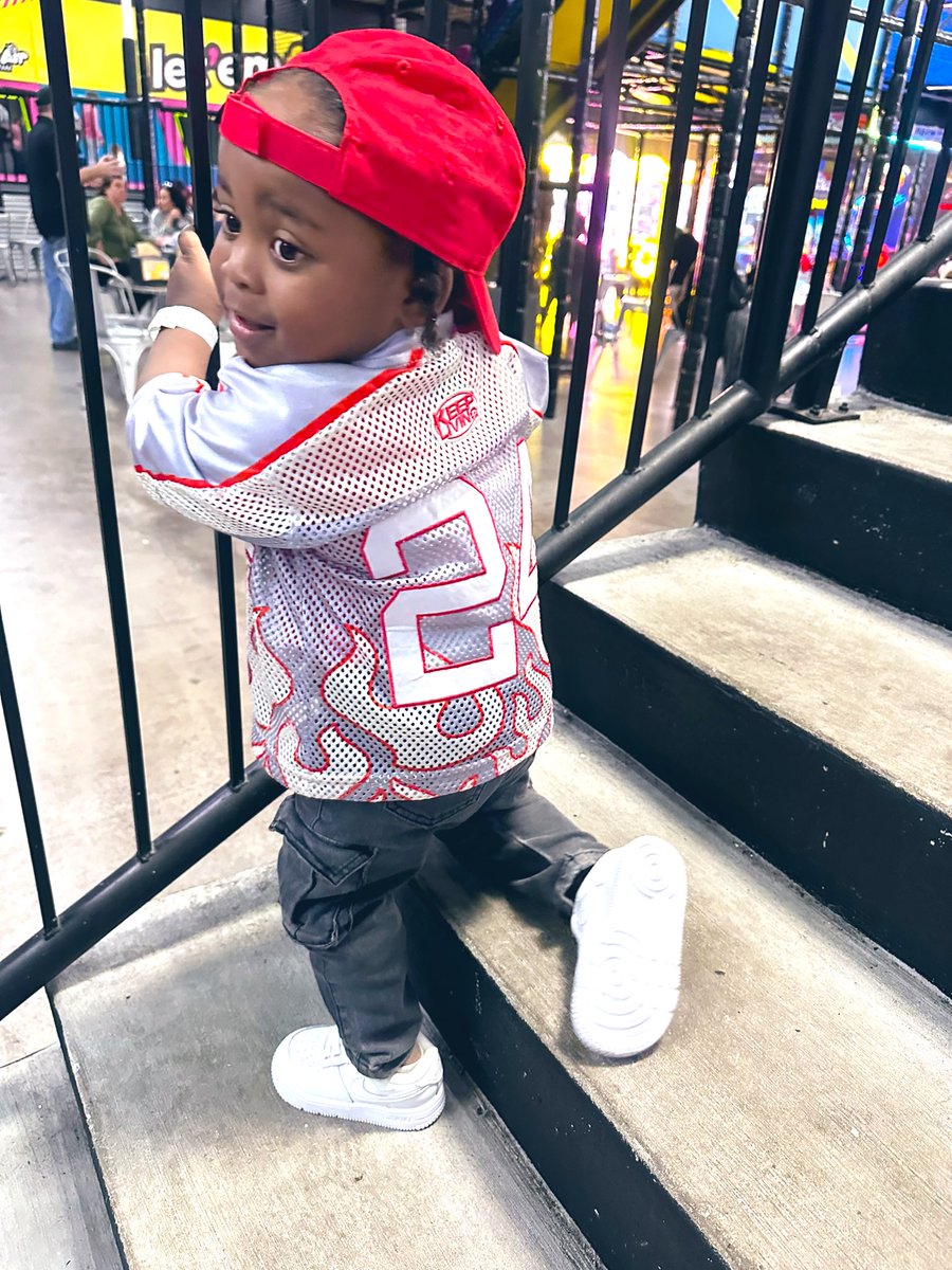 __JUSNICOLE's tweet photo. #keepliving #babyboy #almosttwo https://t.co/GbXQwKM4xQ