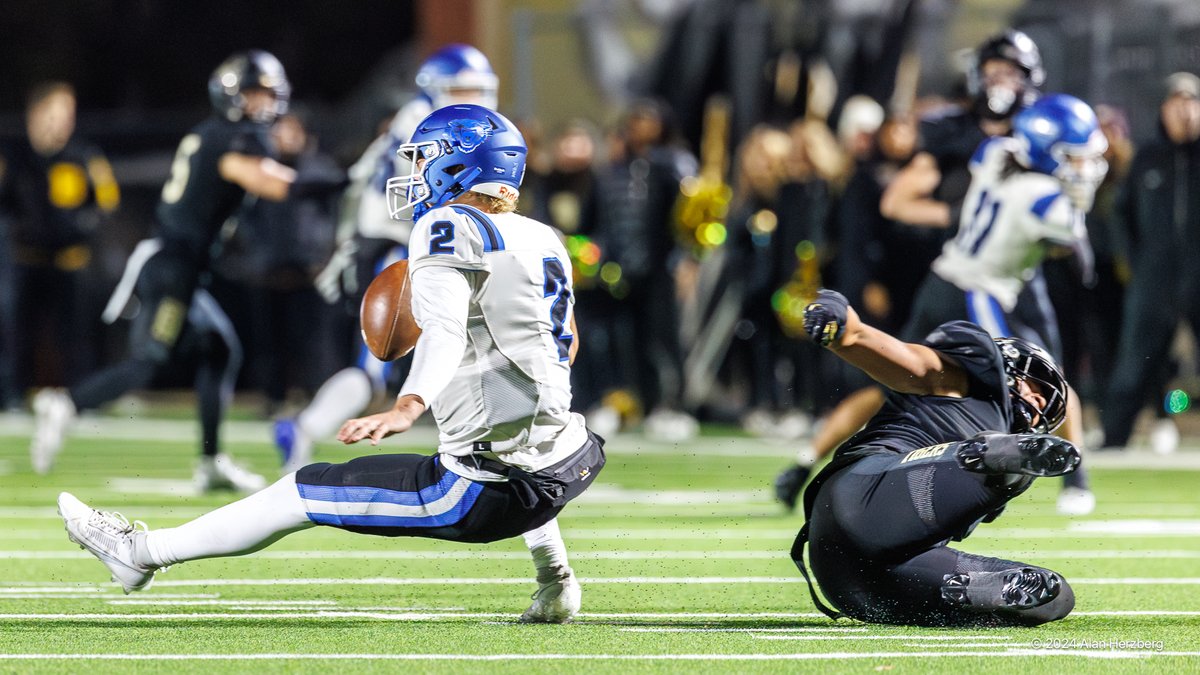 Alan Herzberg (@alanherzberg) on Twitter photo Julian Grundy certainly had a night filled with big plays. Here's one of them, bringing down Conway QB Grayson Wilson.
<a href="/BvilleFB/">Bentonville Football</a> #TigerDNA @JGrundy25662 #relentless Julian Grundy certainly had a night filled with big plays. Here's one of them, bringing down Conway QB Grayson Wilson.
<a href="/BvilleFB/">Bentonville Football</a> #TigerDNA @JGrundy25662 #relentless