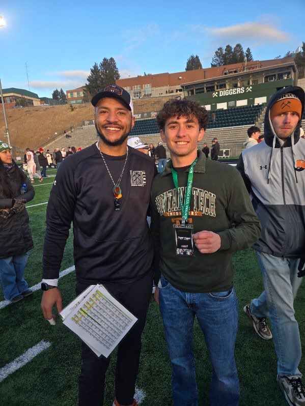 Stuart Derrick (@db7_sd) on Twitter photo Thank you <a href="/MonTechFootball/">Montana Tech Football</a> for the game day visit !
<a href="/CoachMAllenFB/">Montell A. Allen II</a> <a href="/MTFBCoachSchlee/">Doug Schleeman</a> Thank you <a href="/MonTechFootball/">Montana Tech Football</a> for the game day visit !
<a href="/CoachMAllenFB/">Montell A. Allen II</a> <a href="/MTFBCoachSchlee/">Doug Schleeman</a>