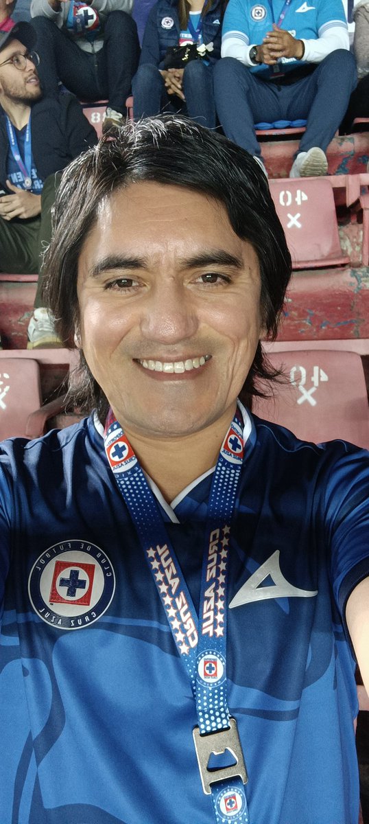 Marksolaris's tweet photo. Sí se pudo, el mejor partido de la temporada 👏🎉🎊 #CruzAzul https://t.co/r5uMj3CVYk