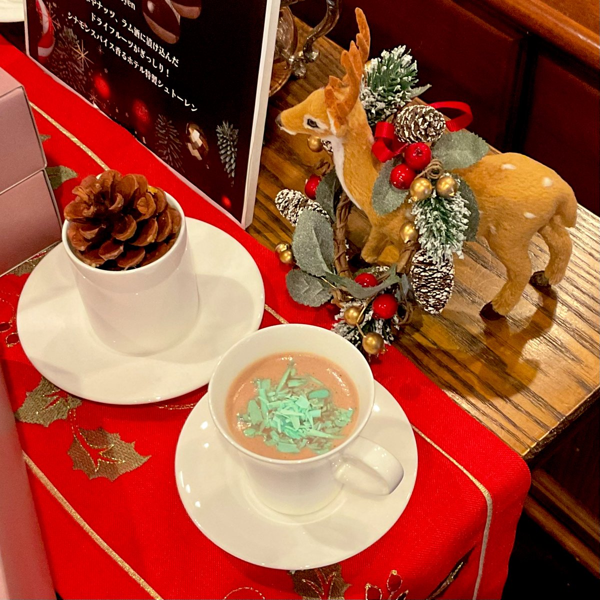 kumazaki's tweet photo. 12月の熊崎本人呈茶企画、本日スタート！
…フリーフローの紅茶だけでなく、ホットチョコミント(別料金w)職人なども同時にやっております。

ご都合のつく方、ぜひ。

https://t.co/pv5d552KDN https://t.co/TrdEfnXPar