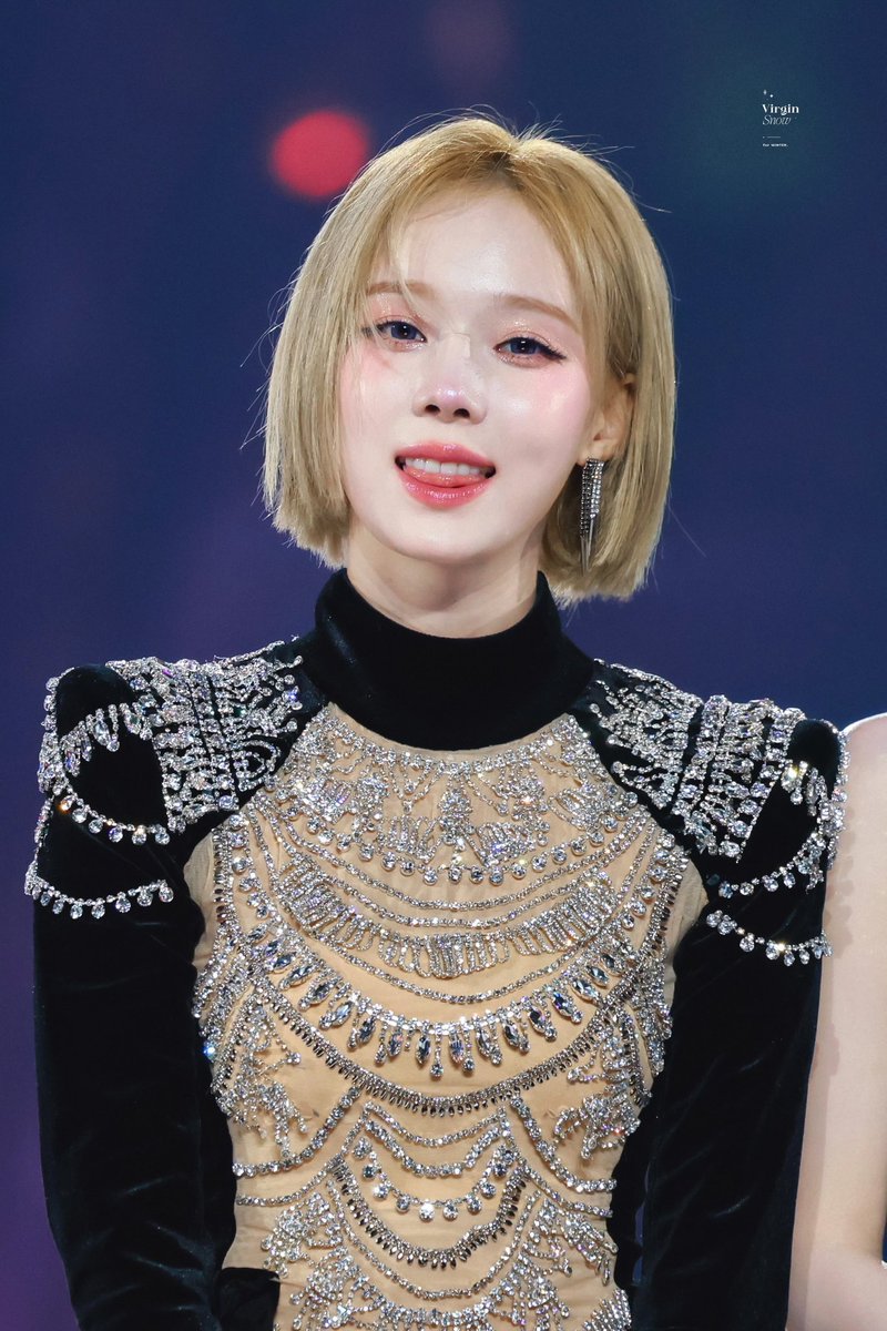 ซาง (@itgirlxwinter) on Twitter photo 