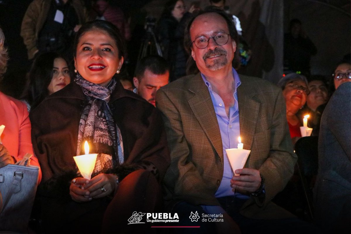 CulturaGobPue's tweet photo. #SomosCultura 🫶🏻 | El secretario @enriqueglockner asistió al inicio del Festival Internacional #Vaniloquio, en su 30 Aniversario. Este es uno de los eventos culturales más importantes de San Pedro Cholula, así como del estado. https://t.co/QkWb1IgU0W