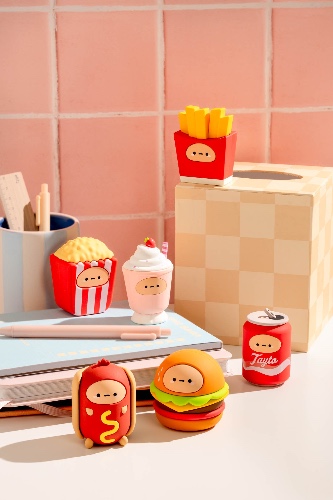 I just received Tayto's Diner Vinyl Blind Box (Preorder) | Default Title from lueamyenu via Throne. Thank you! throne.com/ferrisewheel #Wishlist #Throne