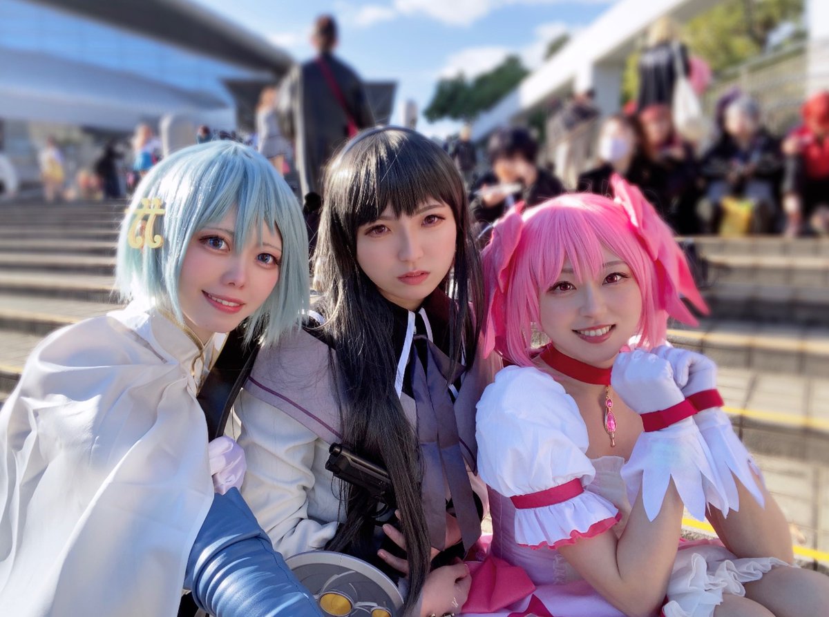 遅くなったけどビビコスお疲れ様でした〜！！まどマギ、リベンジしてきた🌟
超寒かったな！！！なんとか耐えた耐えた！れんれん、りむ、ありがと〜☺️💕

#ビビコス
#ビビコス日本ガイシアリーナ